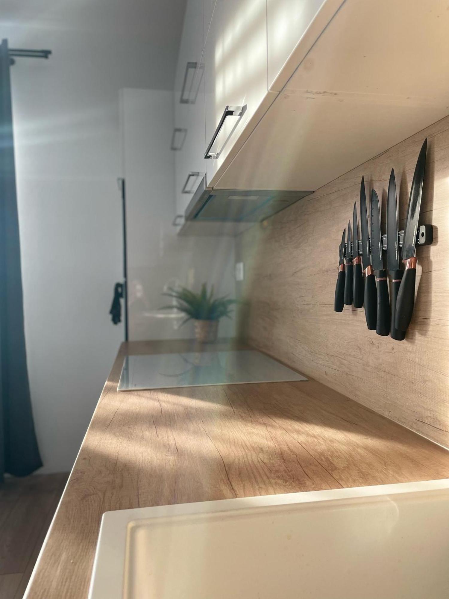 Klimatizovany Apartmanovy Dom, S Virivkou, 1B Senec Bagian luar foto