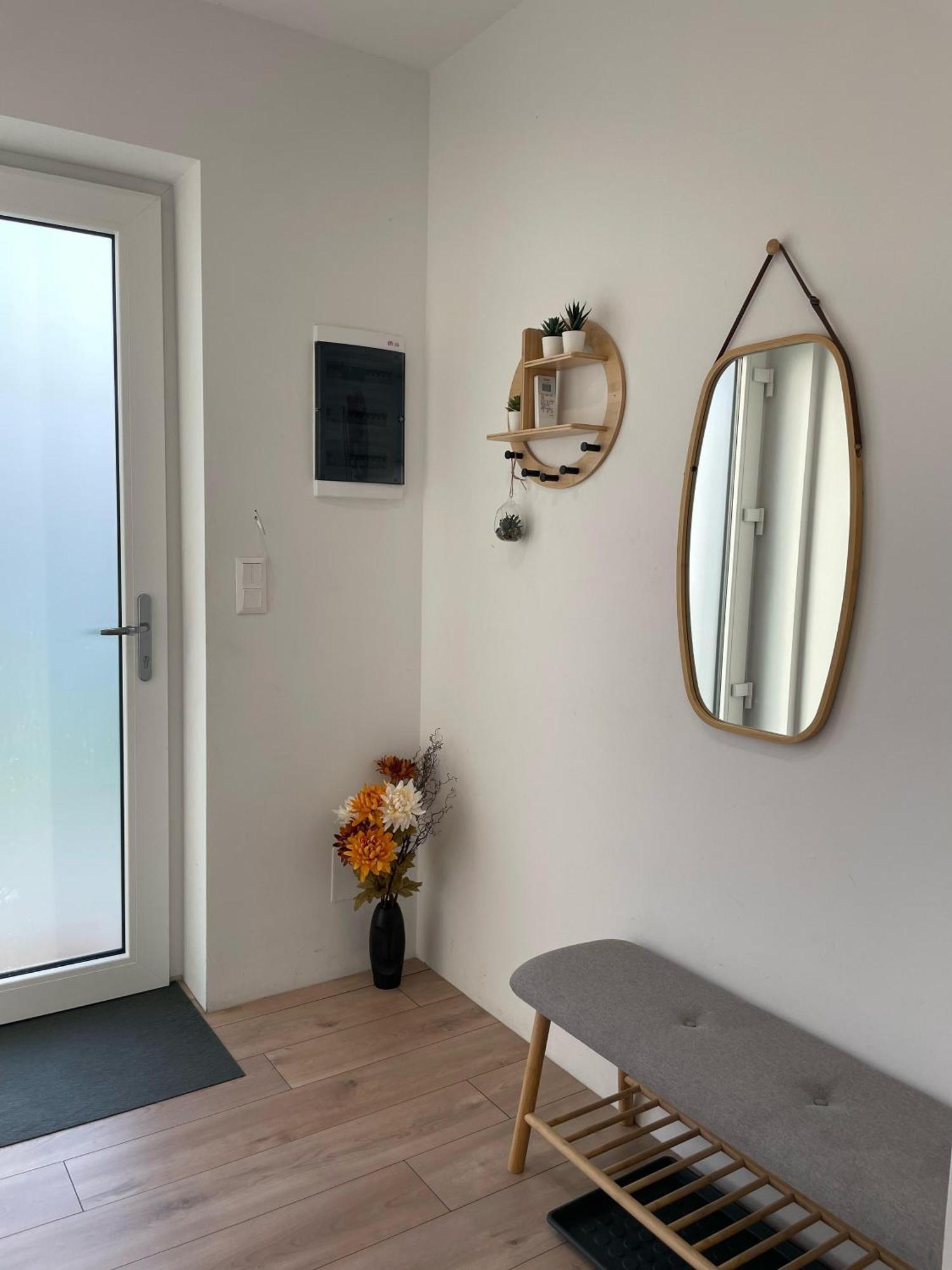 Klimatizovany Apartmanovy Dom, S Virivkou, 1B Senec Bagian luar foto